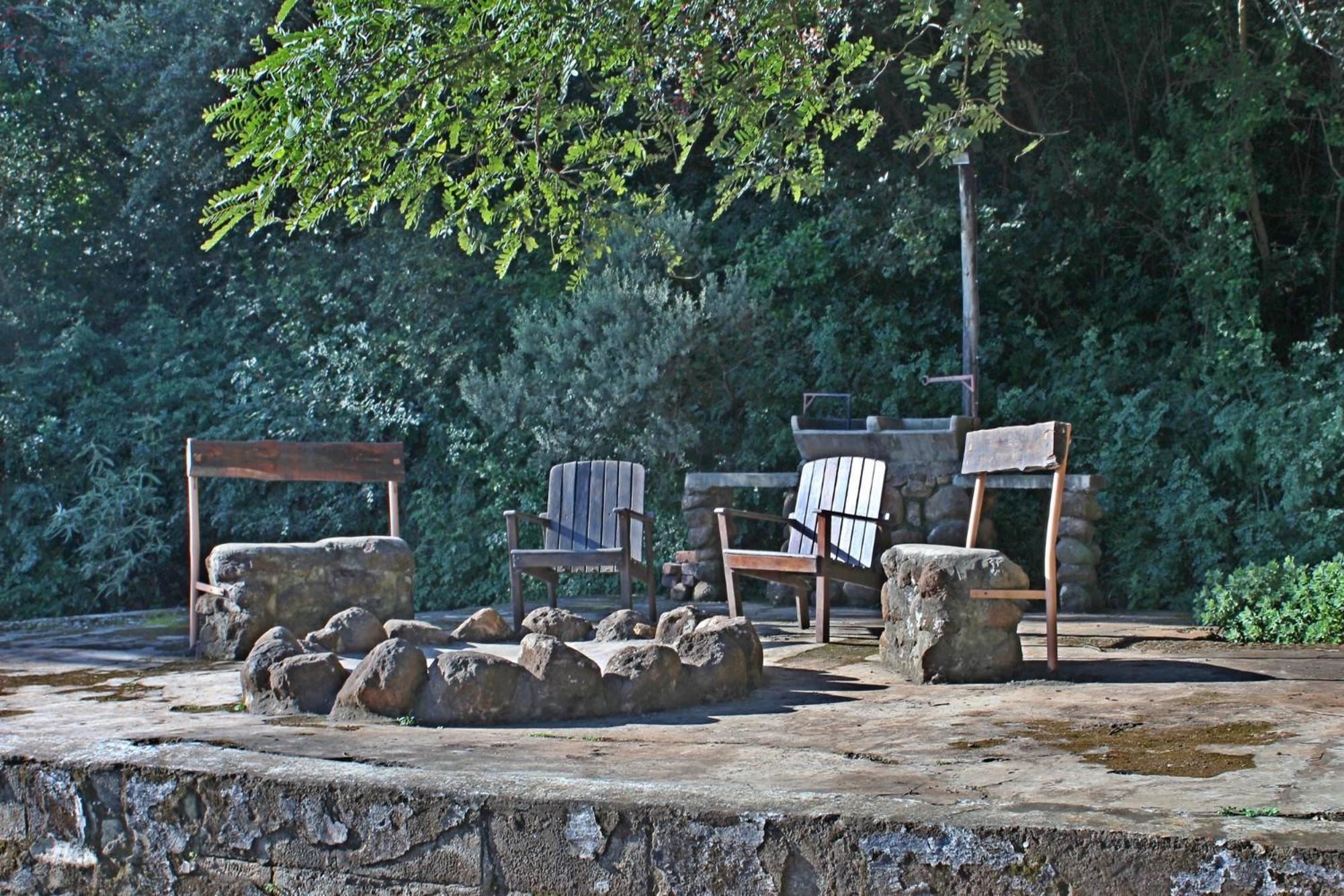 Villa Treks, Trips And Trails Champagne Valley Exterior foto