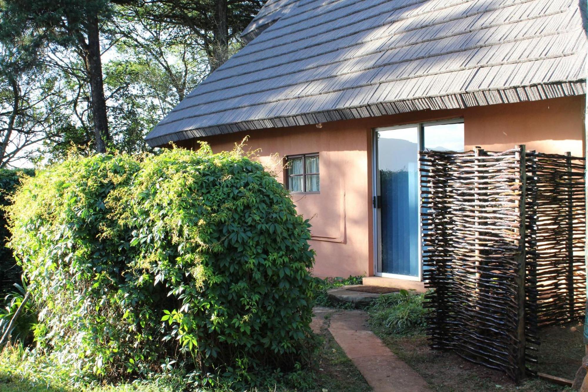 Villa Treks, Trips And Trails Champagne Valley Exterior foto