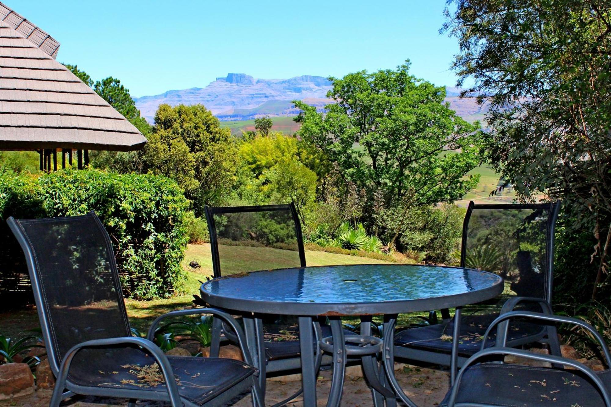 Villa Treks, Trips And Trails Champagne Valley Exterior foto