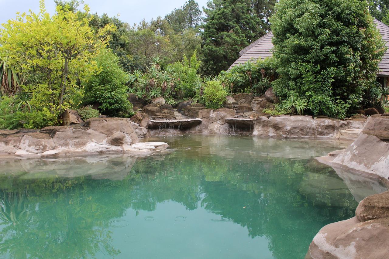 Villa Treks, Trips And Trails Champagne Valley Exterior foto